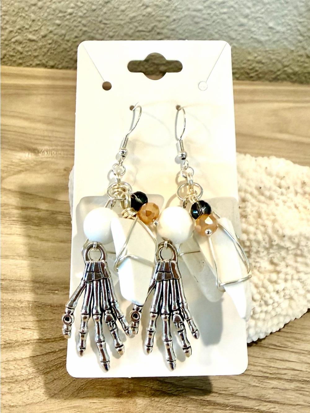 98. 💀 Happy Halloween!🎃 Silver Skeleton Hand Wire-Wrapped White Drop Earrings